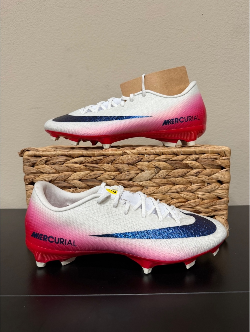 Size 6M/7.5 Women - Nike Zoom Mercurial Vapor 16 Academy LV8 “Fear Nothing Pack”